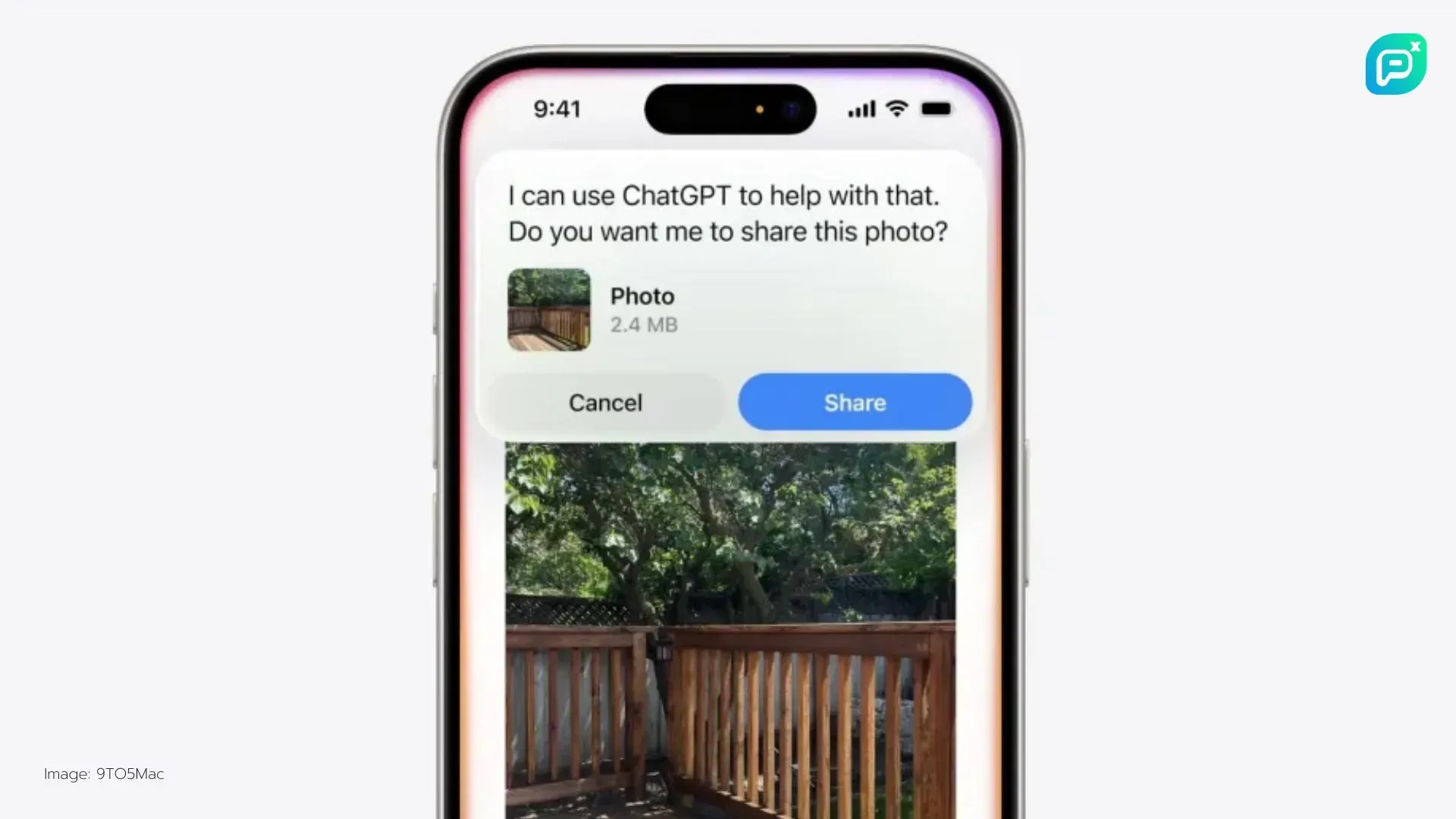 หน้าจอ iPhone แสดงภาพถ่ายของระเบียงไม้ พร้อมคำถามจาก ChatGPT ว่า "ต้องการให้ฉันช่วยแชร์ภาพนี้หรือไม่?" มีปุ่มให้เลือก "Cancel" และ "Share"